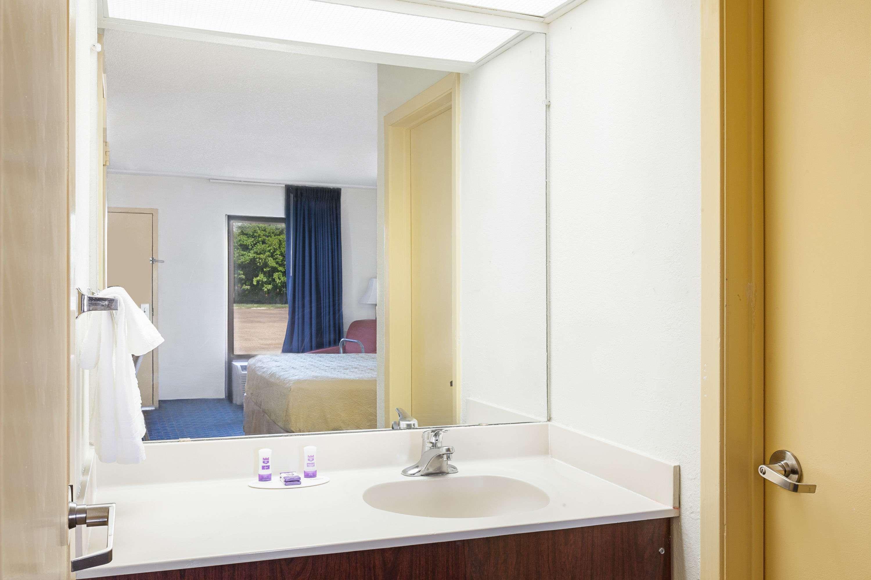Surestay By Best Western Victoria Εξωτερικό φωτογραφία